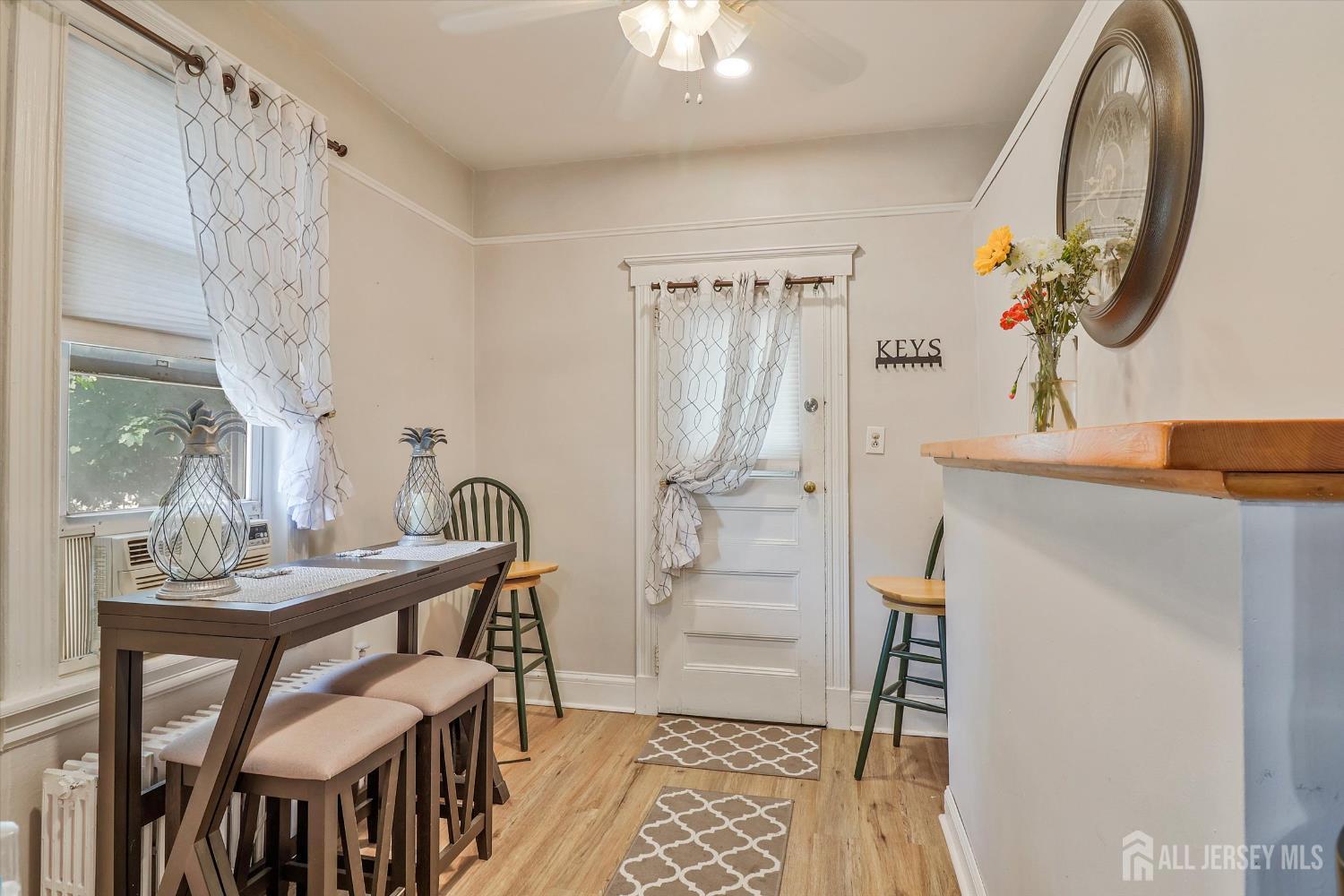 61 Redwood Ave Avenue, Edison, NJ, 08817