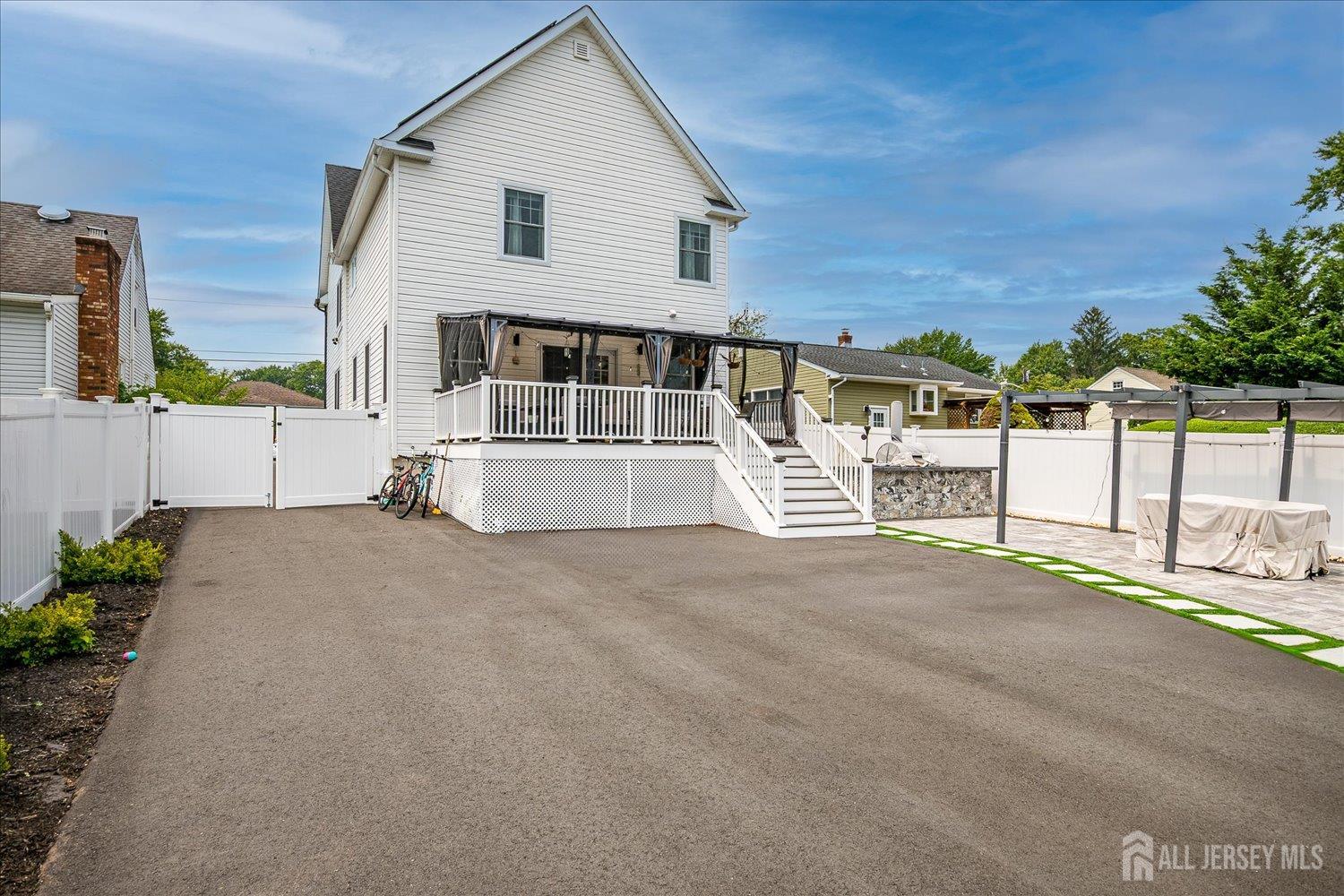 68 Dewey Avenue, Colonia, NJ, 07067 image 62