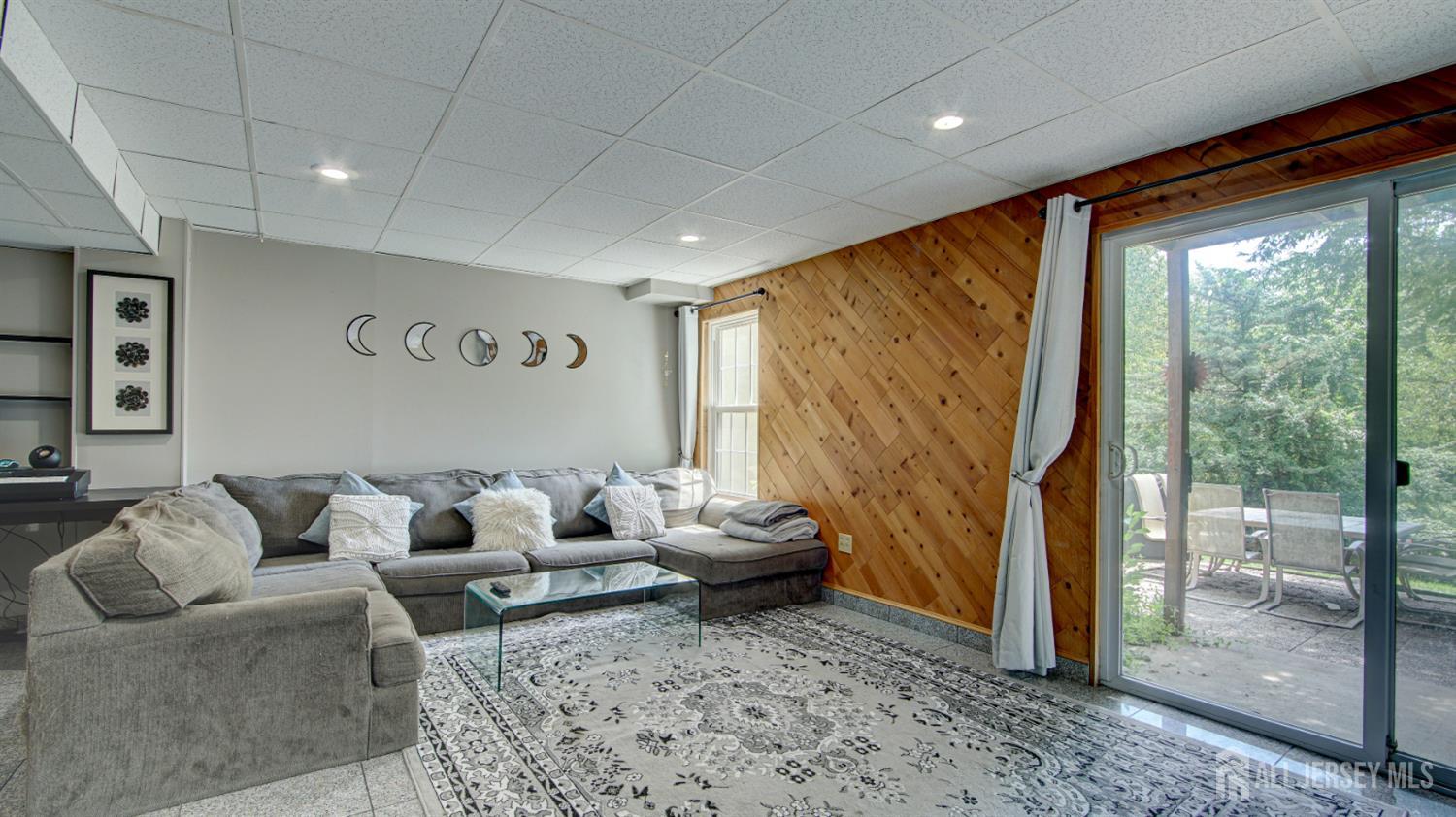 6 Pond Court, Hillsborough, NJ, 08844 image 17