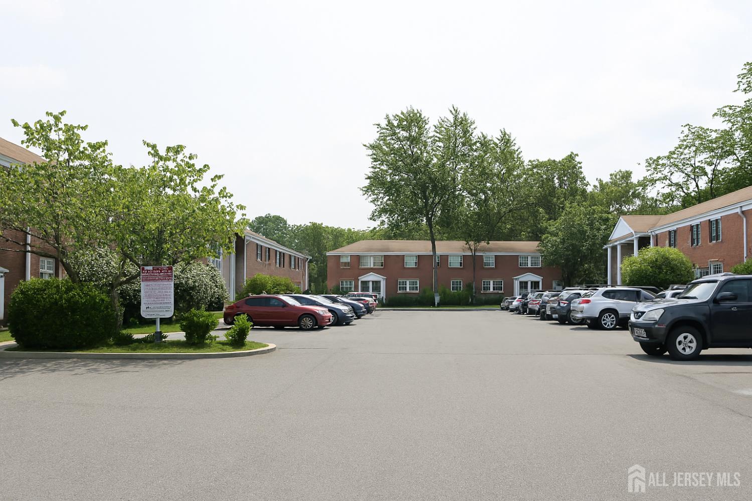 289 Main Street 4P Image 2
