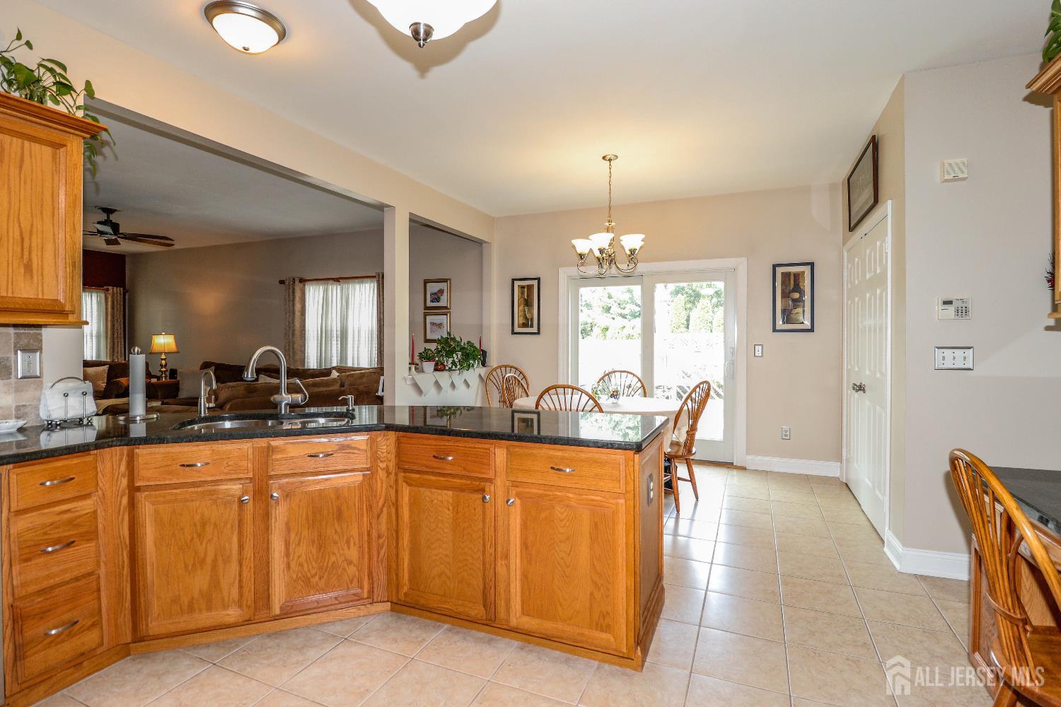 12 Zeller Drive, Franklin Twsp, NJ, 08873 image 16