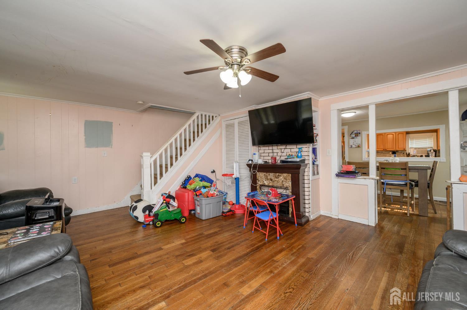 17 Tennent Avenue Image 4
