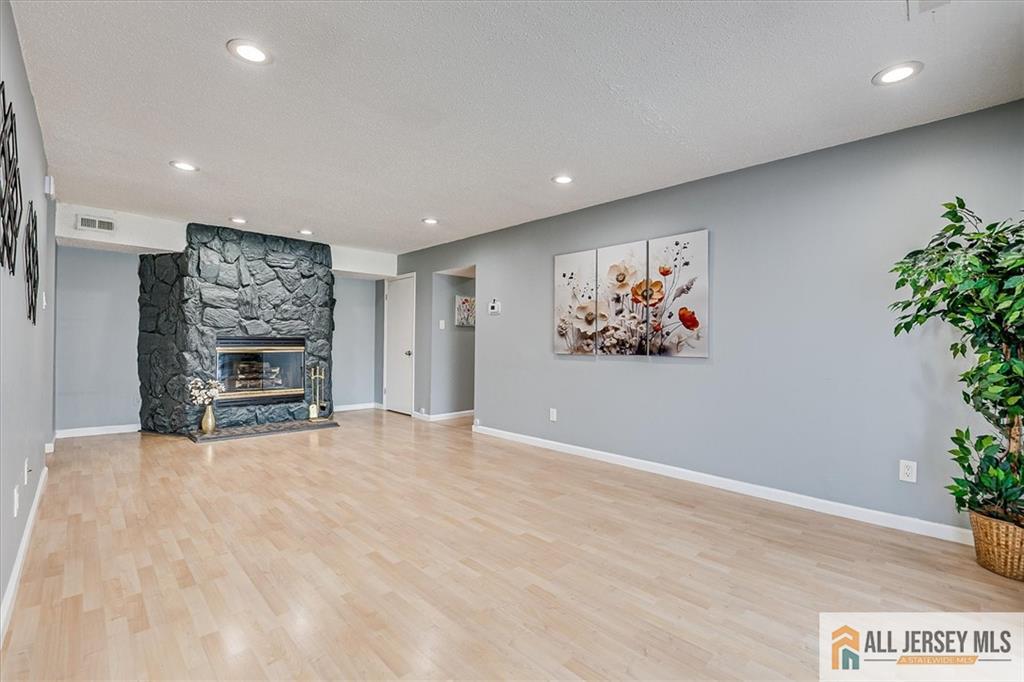 811 Edison Glen Terrace 811, Edison, NJ, 08837 image 12