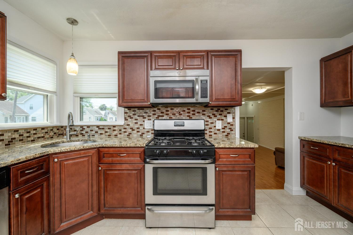 31 Gold Street, Edison, NJ, 08837 image 13