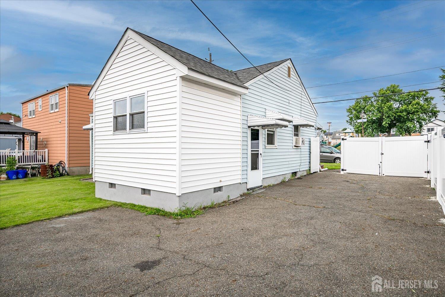 54 Holly Street, Port Reading, NJ, 07064 image 29