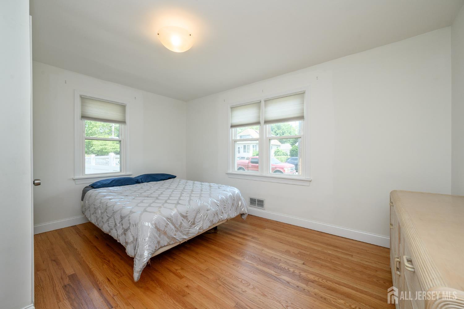 31 Gold Street, Edison, NJ, 08837 image 20