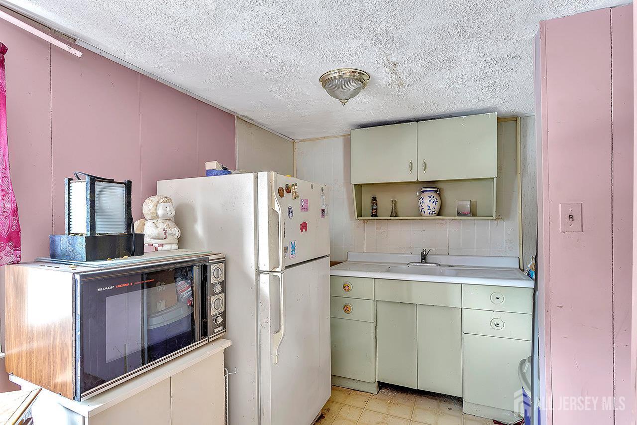 22 Westbury Road, Iselin, NJ, 08830 image 23