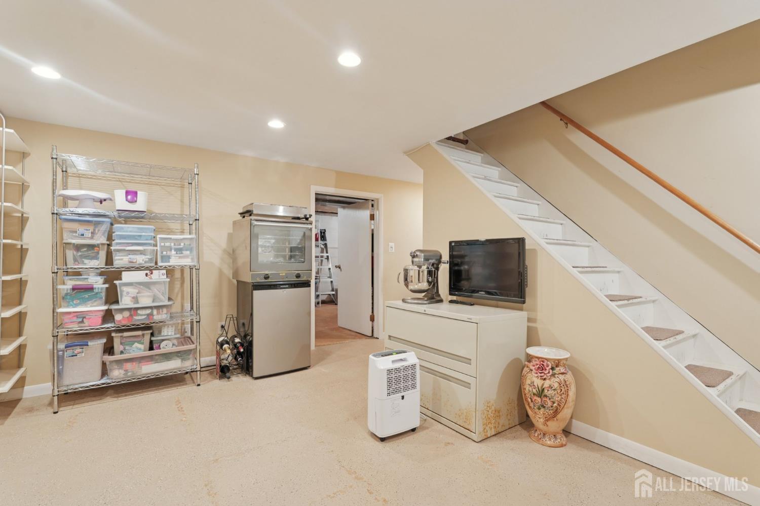 8 Ashford Court 1208, Sayreville, NJ, 08872 image 32