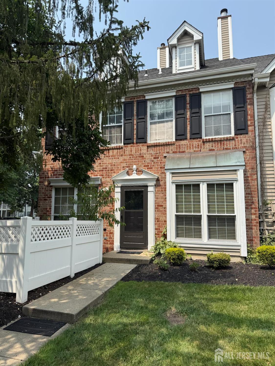 131 Albury Way, North Brunswick, NJ, 08902