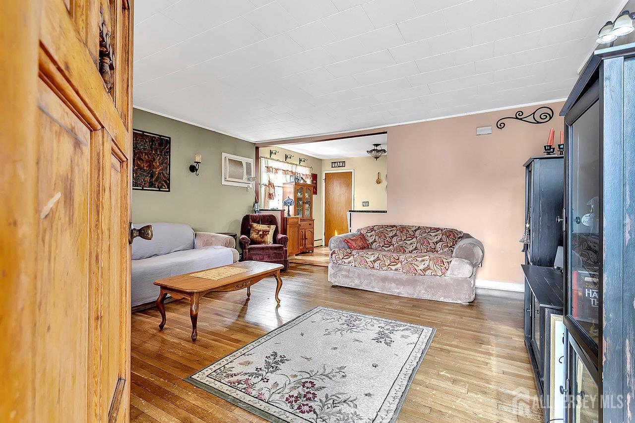 22 Westbury Road Image 4