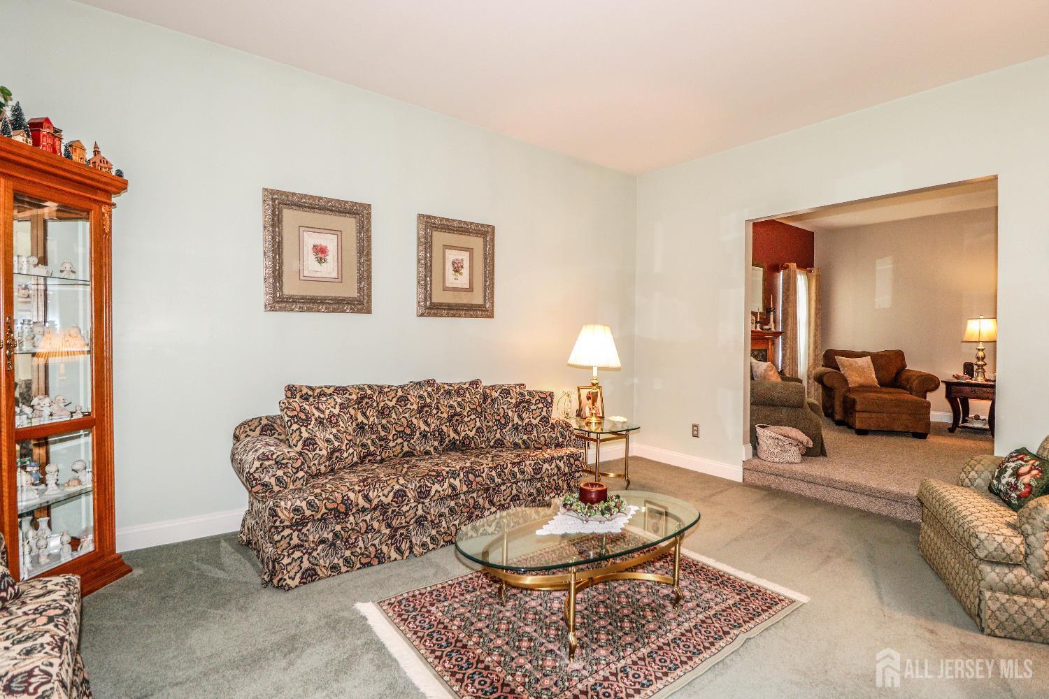 12 Zeller Drive, Franklin Twsp, NJ, 08873 image 8