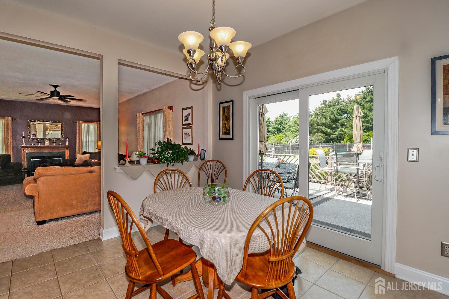 12 Zeller Drive, Franklin Twsp, NJ, 08873 image 17