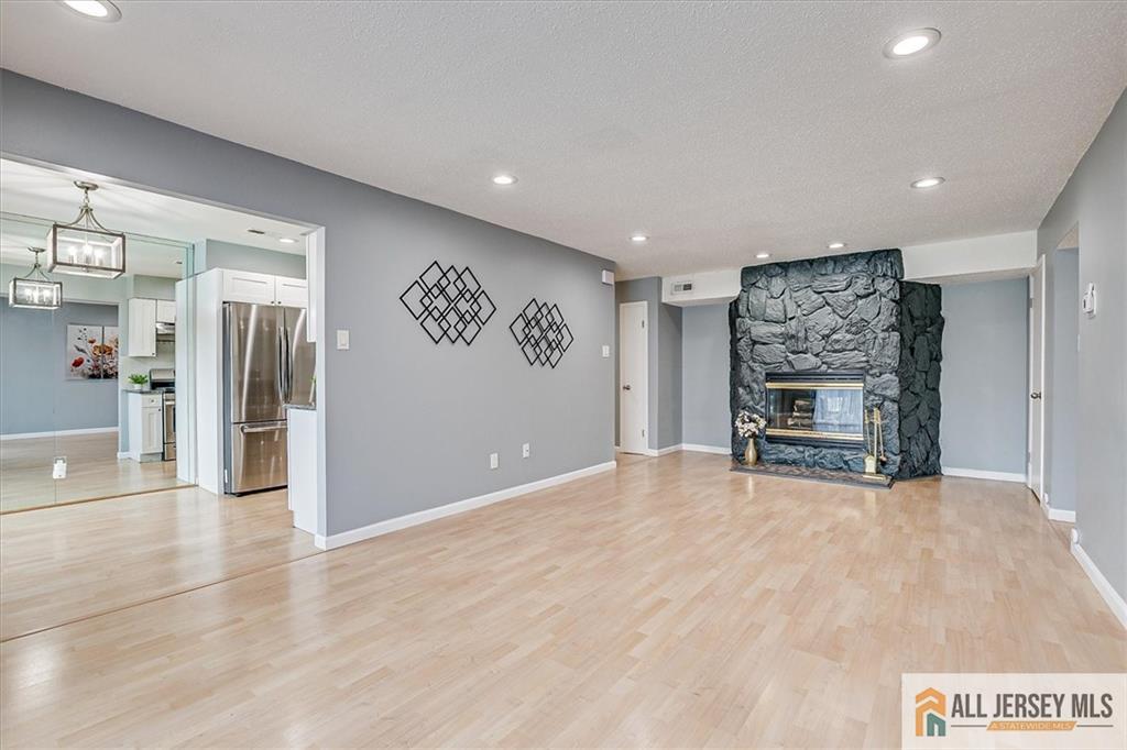 811 Edison Glen Terrace 811, Edison, NJ, 08837 image 14