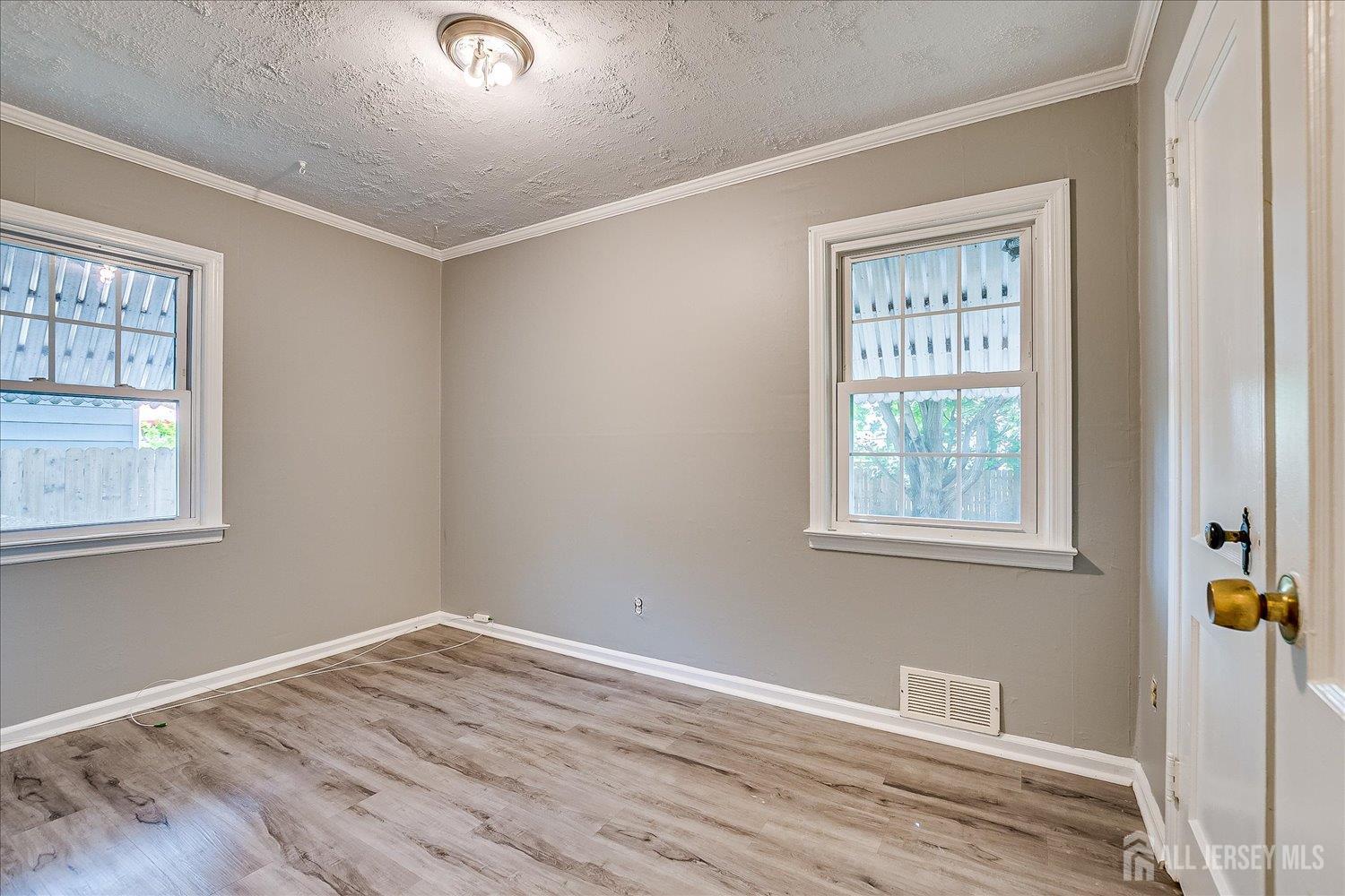 310 Howard Avenue, Middlesex, NJ, 08846 image 18