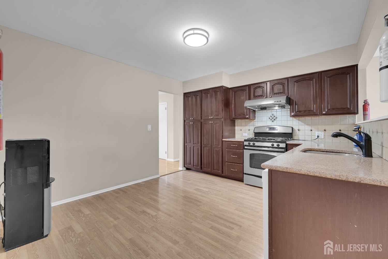 605 Oak Tree Avenue, South Plainfield, NJ, 07080 image 20