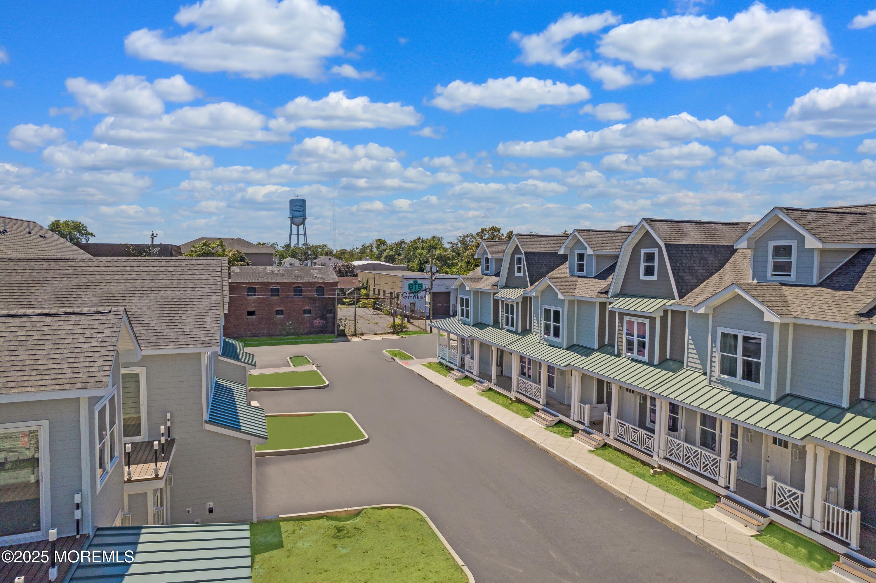 1 Railroad Avenue C2 Image 3