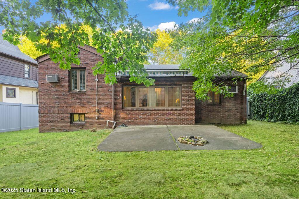 26 Valencia Avenue, Staten Island, NY, 10301 image 25