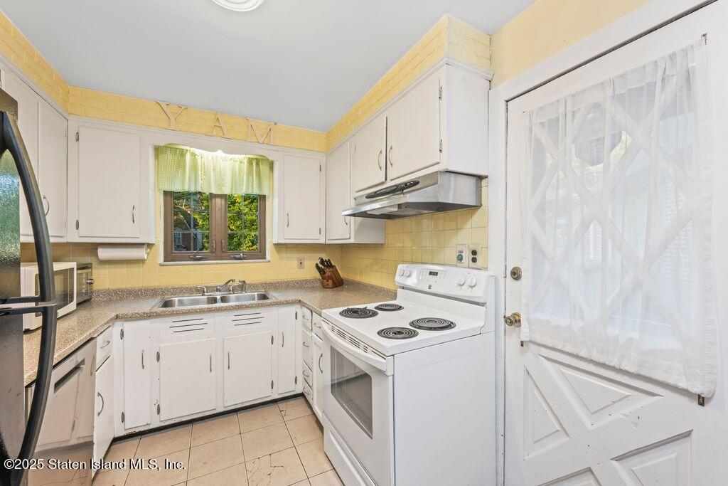26 Valencia Avenue, Staten Island, NY, 10301 image 12
