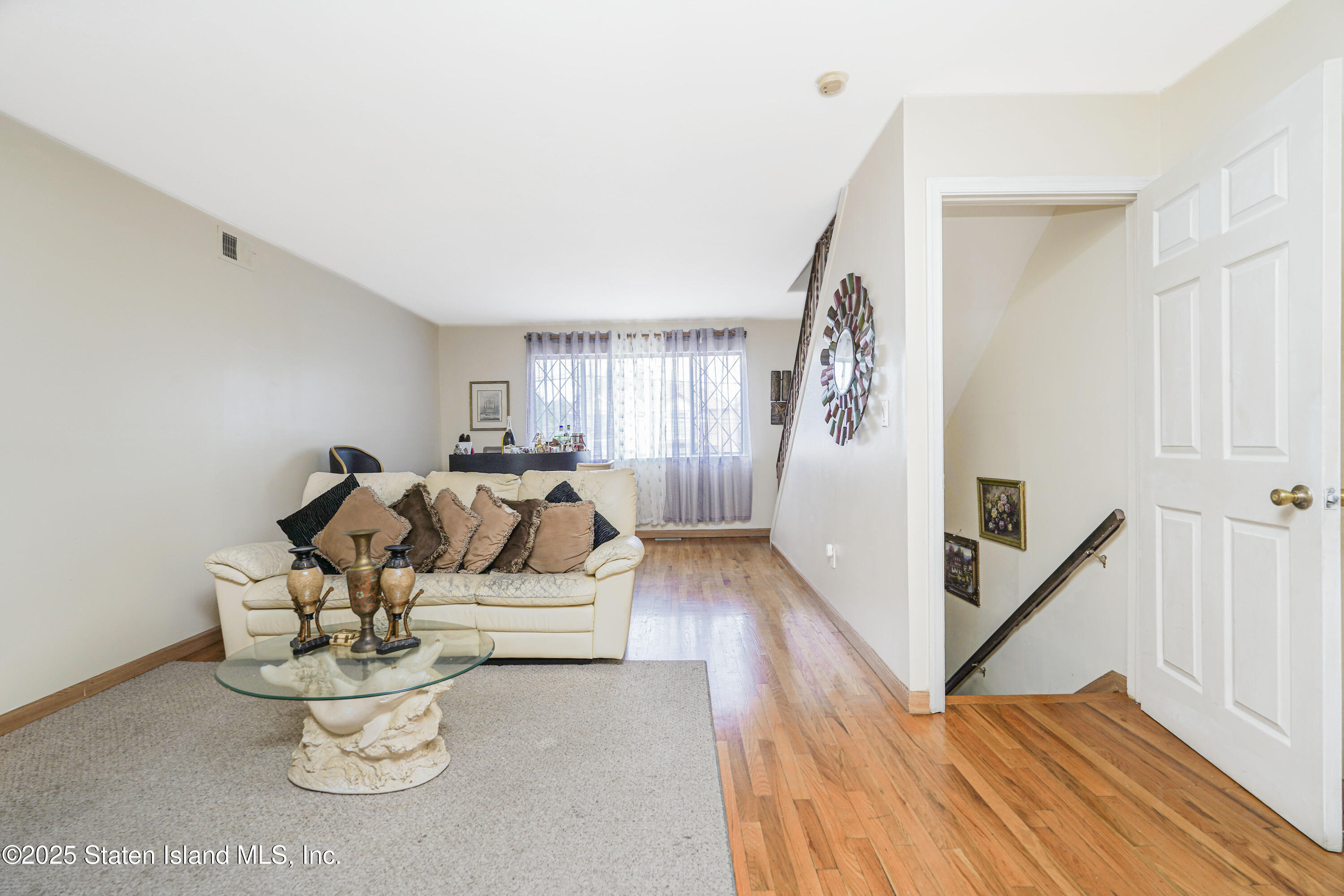 364 Walker Street Image 2