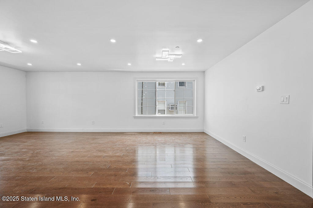 30 Church Avenue, Staten Island, NY, 10314 image 6