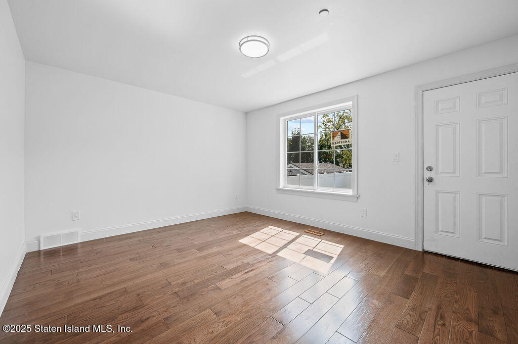 30 Church Avenue, Staten Island, NY, 10314 image 12