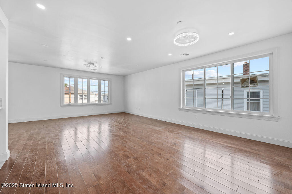 30 Church Avenue, Staten Island, NY, 10314 image 23