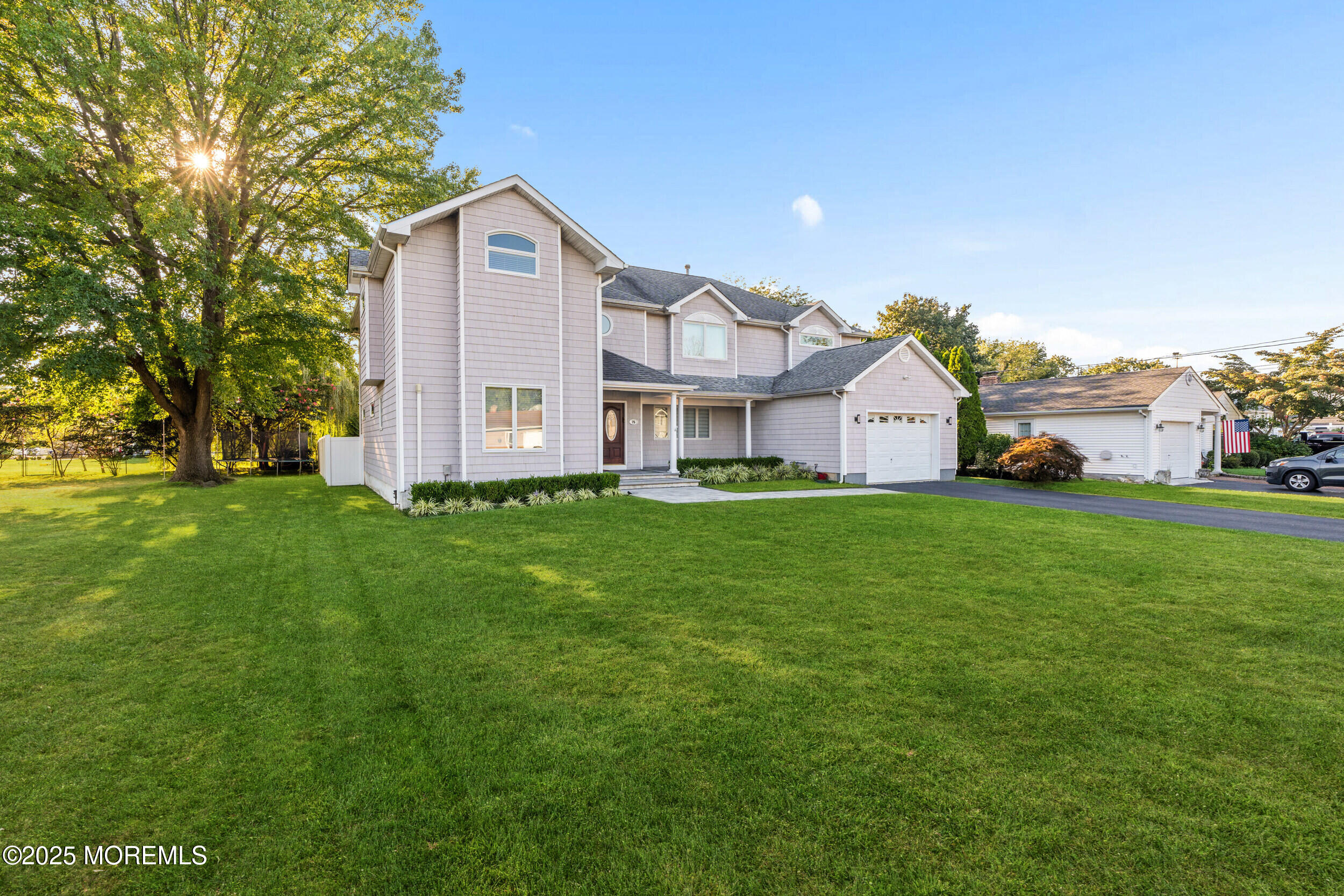 75 Poplar Avenue Image 5