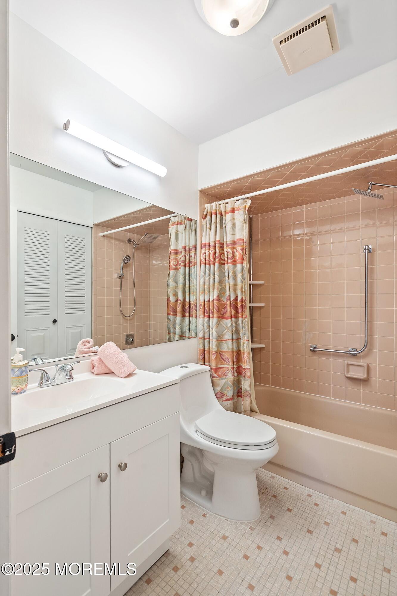 154 Cross Slope Court G, Manalapan, NJ, 07726 image 27
