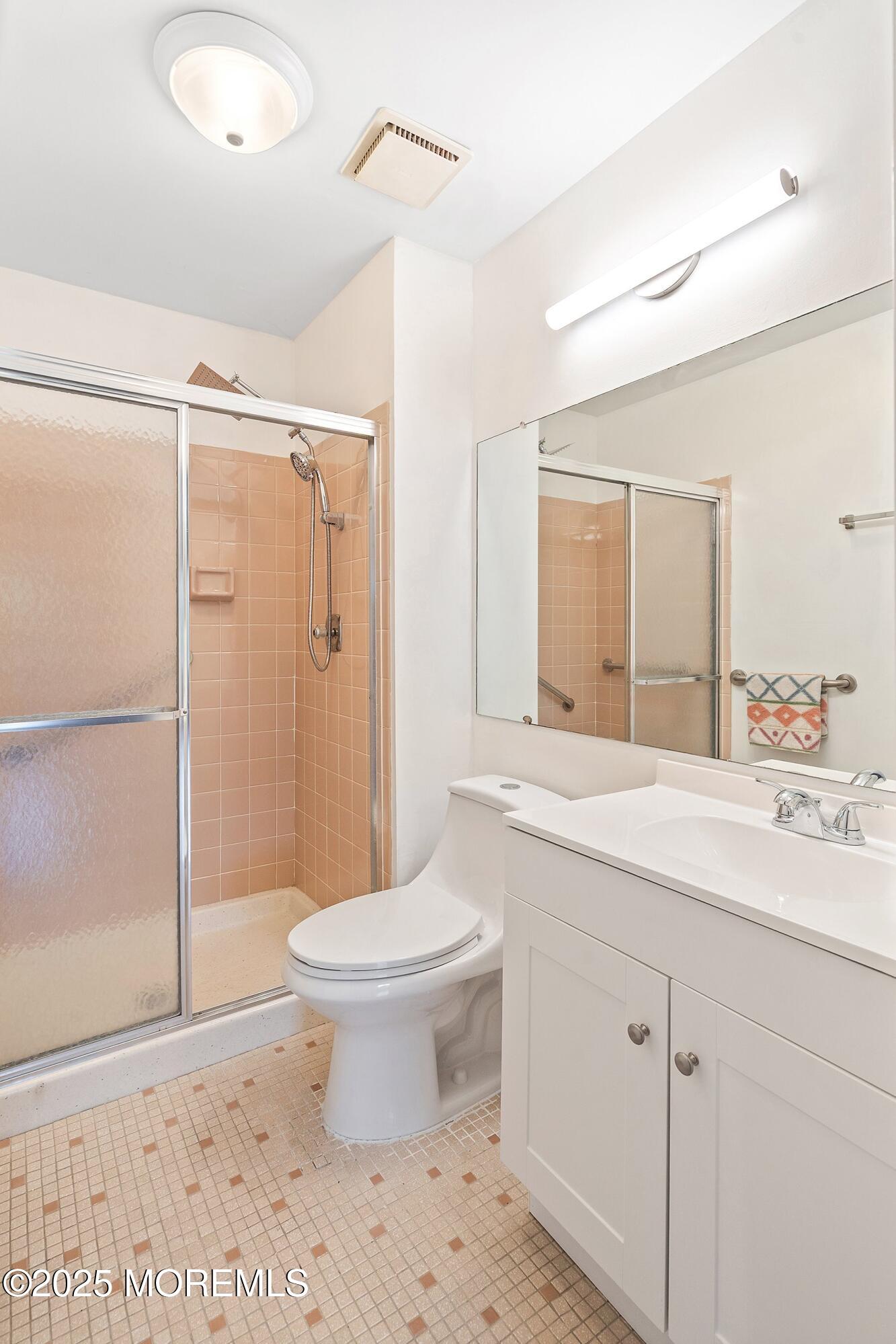 154 Cross Slope Court G, Manalapan, NJ, 07726 image 24