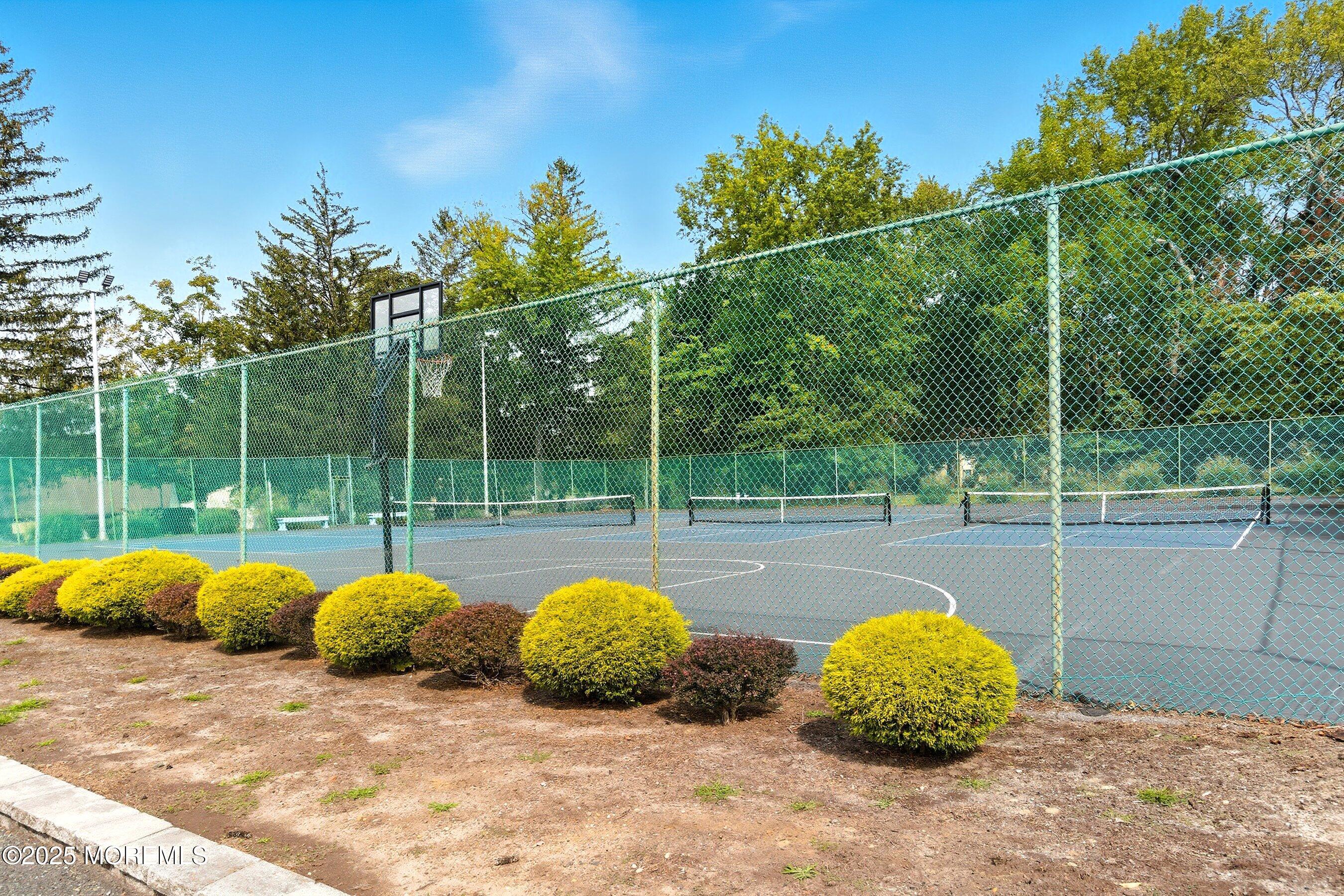 154 Cross Slope Court G, Manalapan, NJ, 07726 image 38