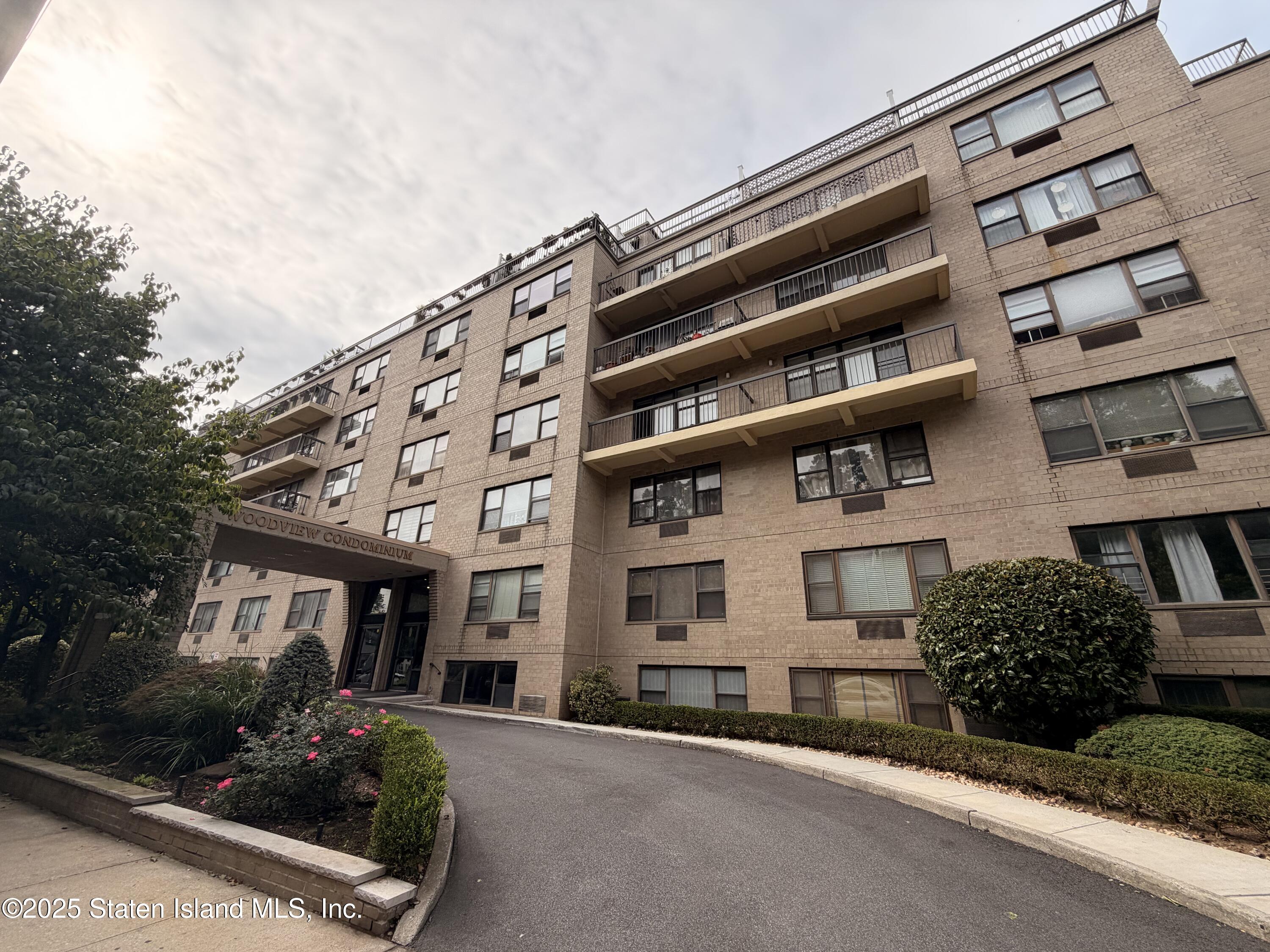 175 Zoe St 6c Image 1