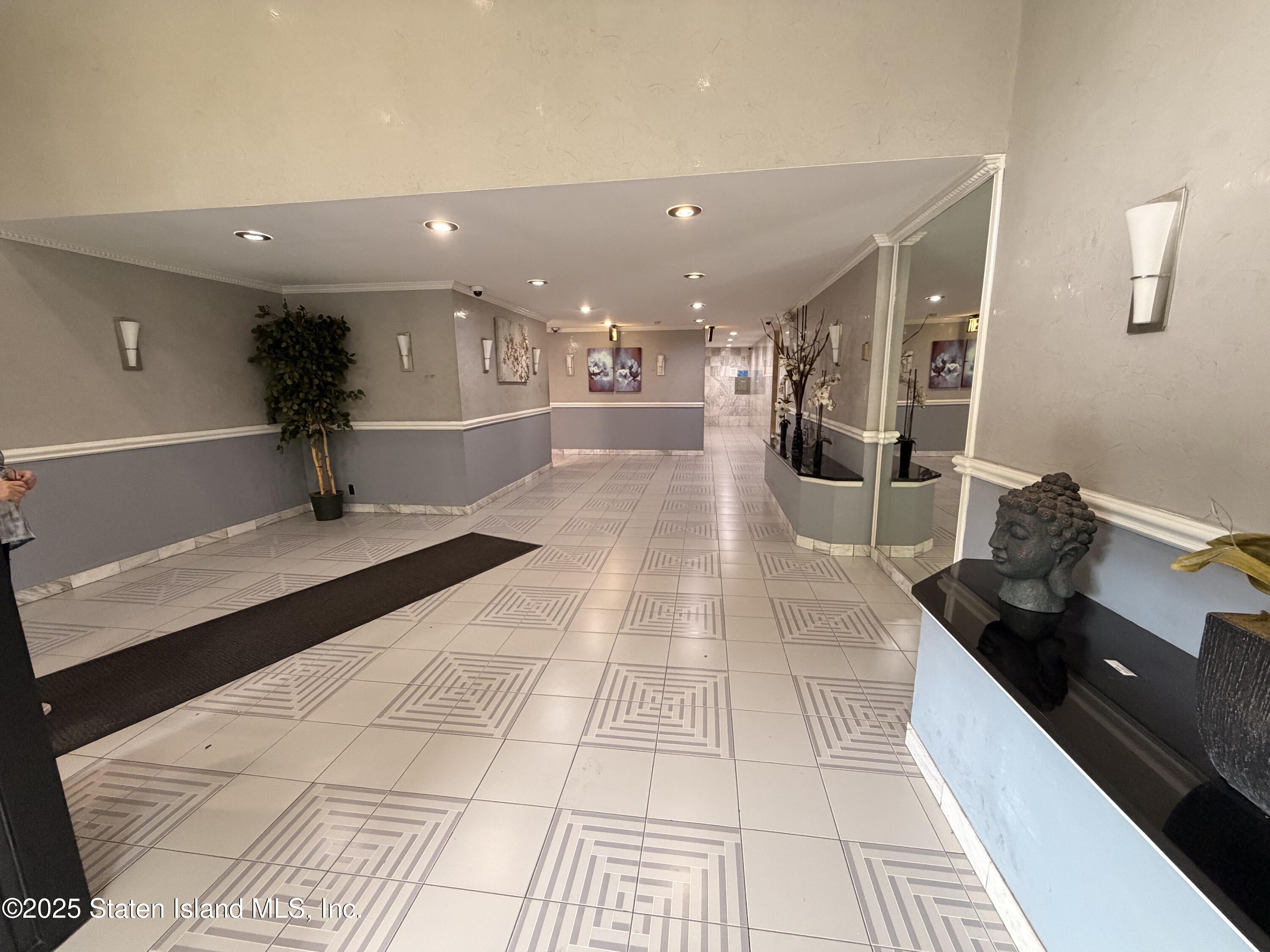 175 Zoe St 6c Image 3