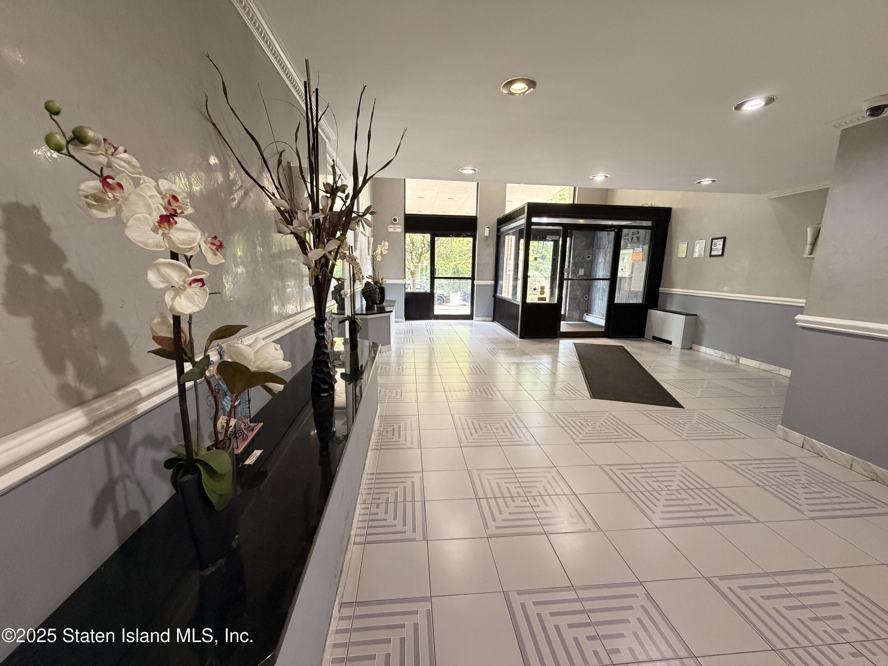 175 Zoe St 6c Image 4