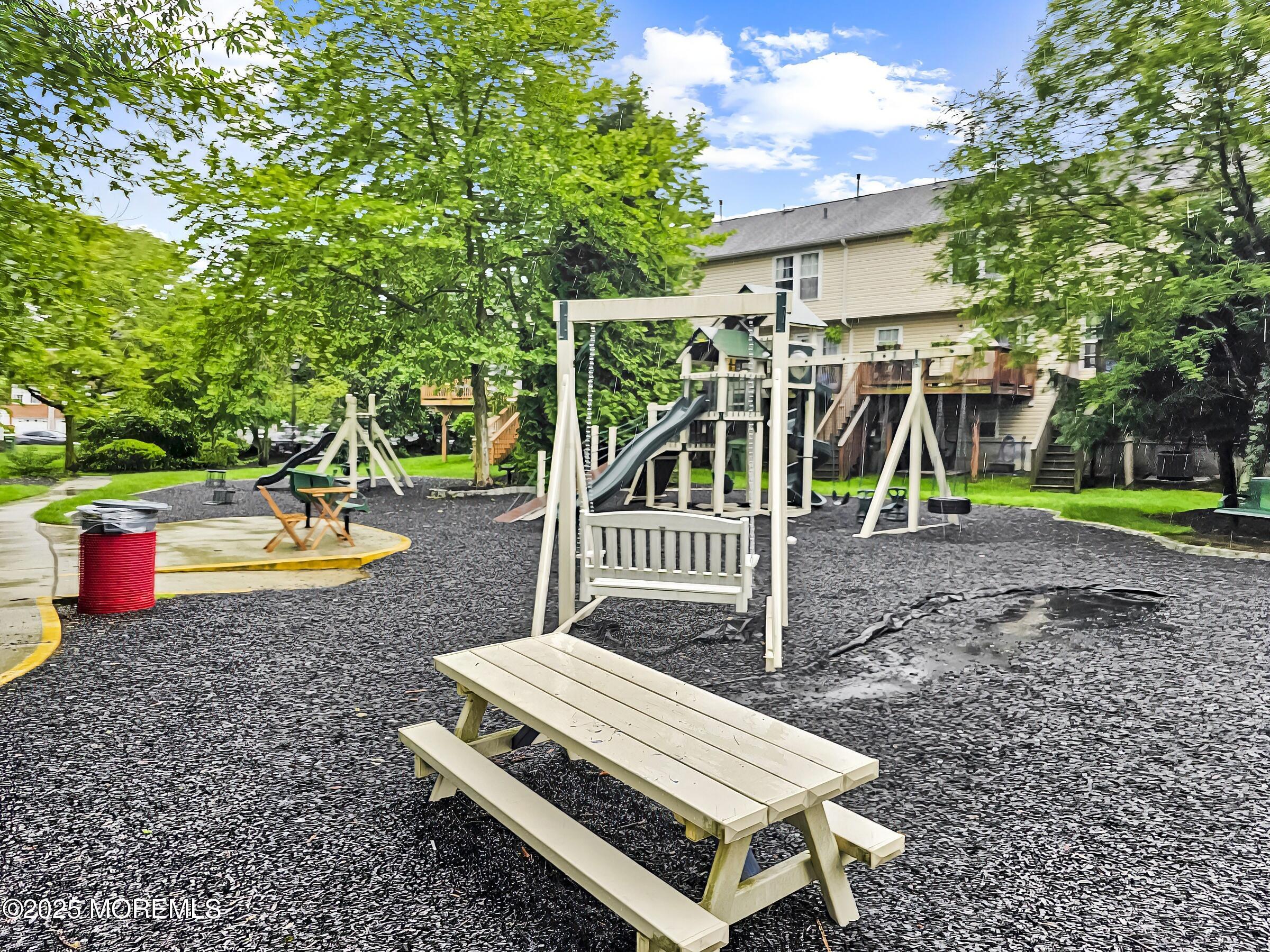6 New Castle Street, Farmingdale, NJ, 07727 image 25