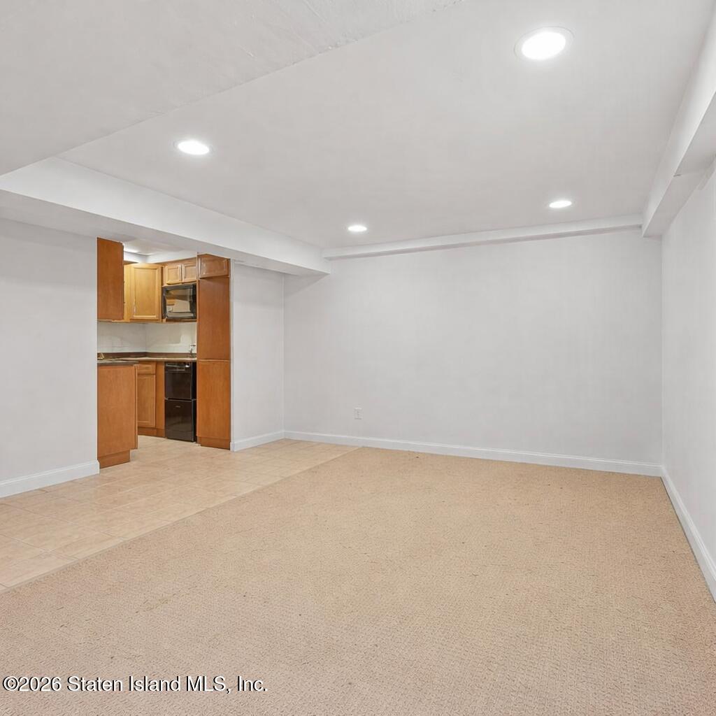 26 Valencia Avenue, Staten Island, NY, 10301 image 21