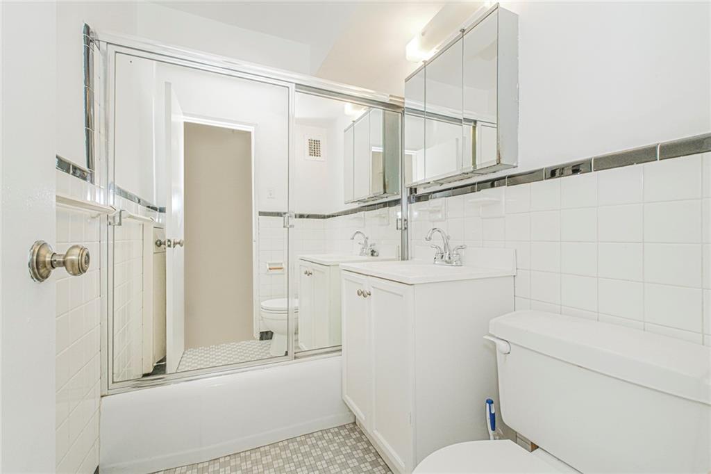 2630 Cropsey Avenue 9B, Brooklyn, New York, 11214 image 26