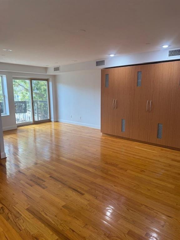 983 East 12th Street B Image 4