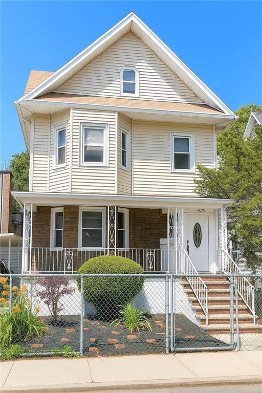 420 Stratford Road Image 1