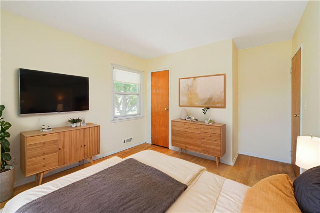 194 Tysens Lane, Staten  Island, New York, 10306 image 18