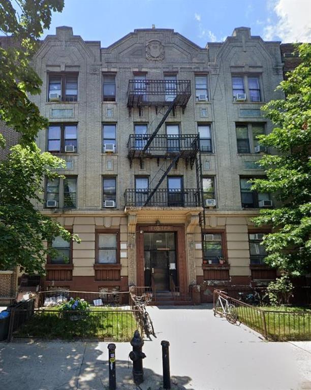 1096 Ocean Avenue Image 1