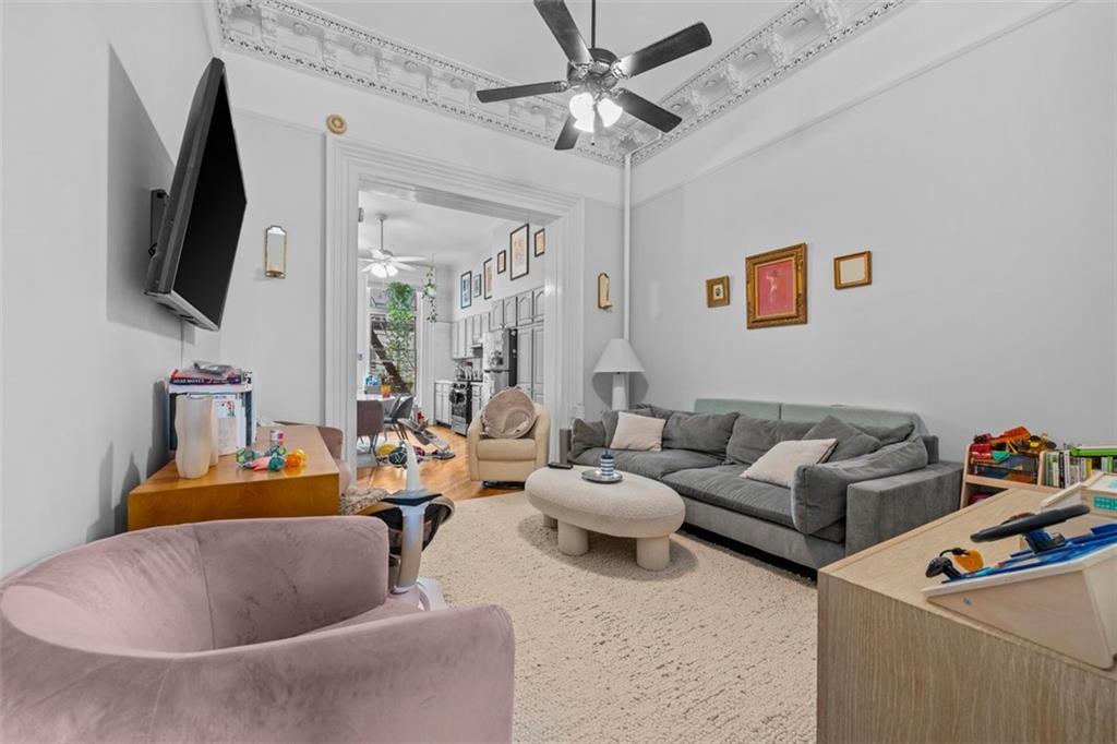 216 Union Street Image 2