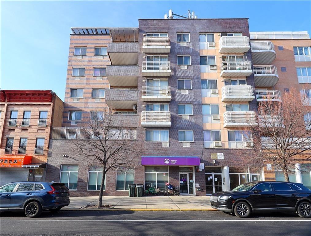 5008 7th Avenue 6D Image 1