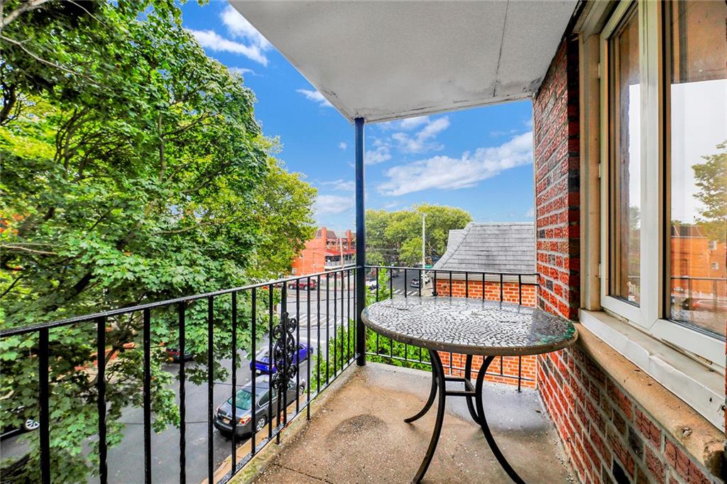 592 East 81st Street Image 4