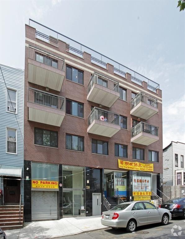 720 57th Street 4E Image 1