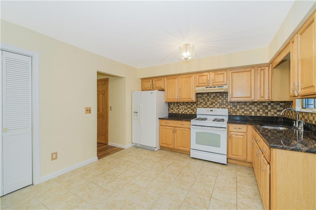 521 Buel Avenue, Staten  Island, New York, 10305 image 12