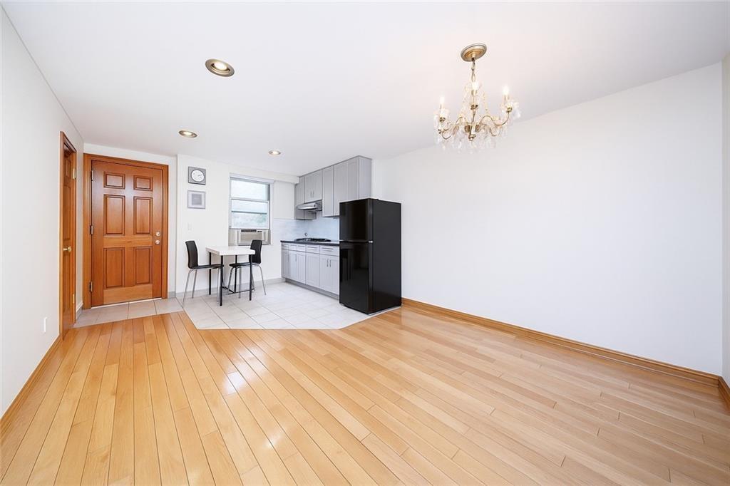 2240 East 26th Street Image 3