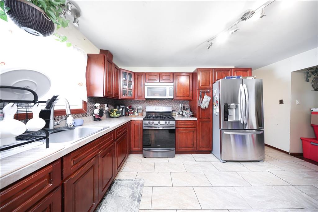34 Andros Avenue, Staten  Island, New York, 10303 image 7