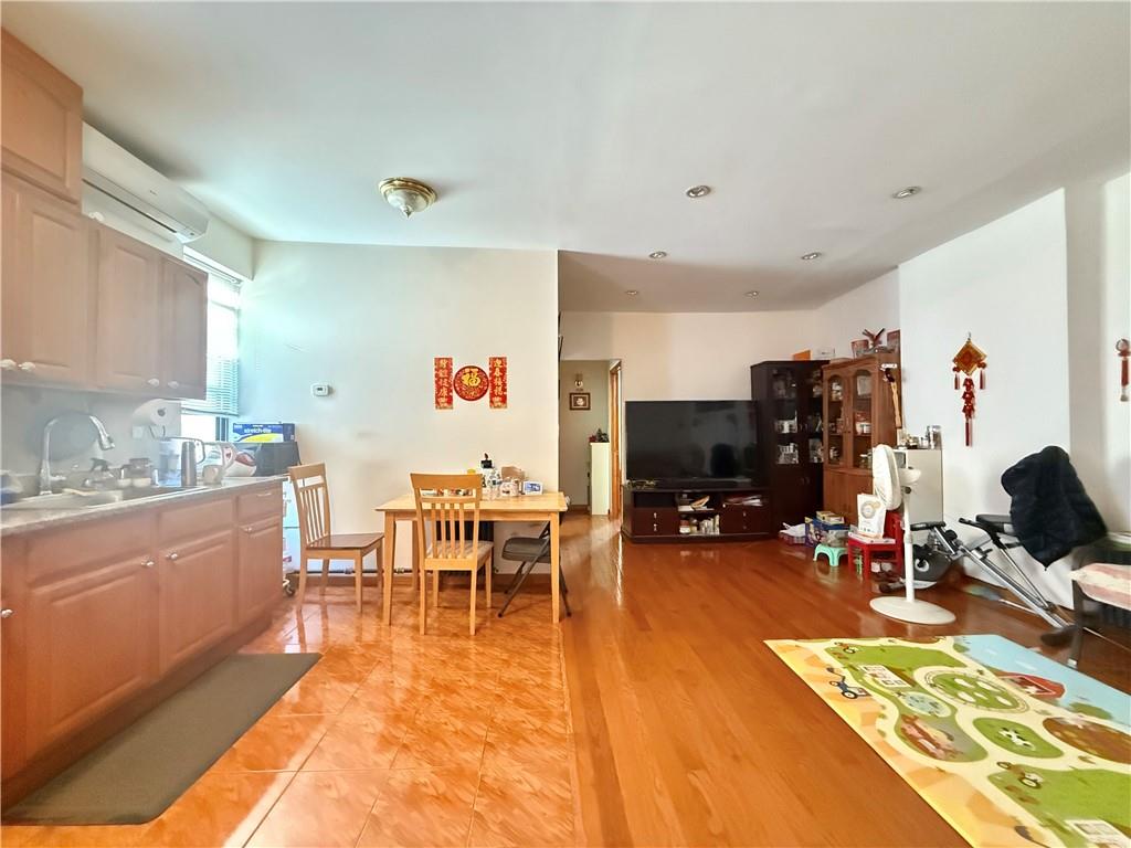 2125 77th Street Image 1