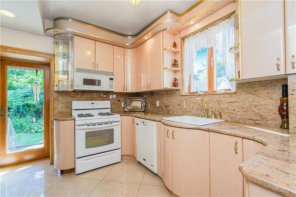 86 Fremont Avenue, Staten  Island, New York, 10306 image 40