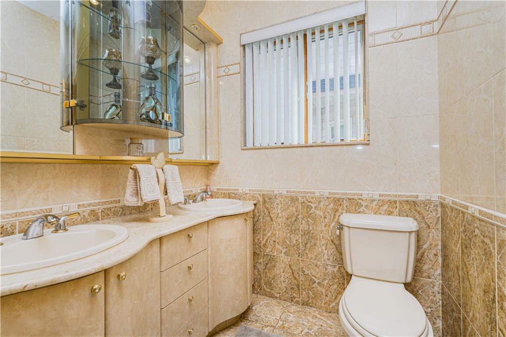 86 Fremont Avenue, Staten  Island, New York, 10306 image 42